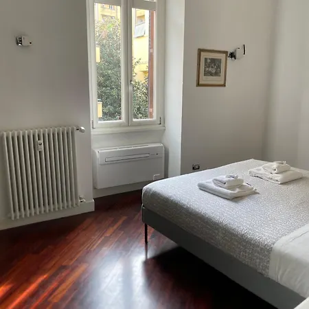 La Corte Di Merlino - Di Pregio * Rome