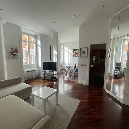 La Corte Di Merlino - Di Pregio Apartment *
