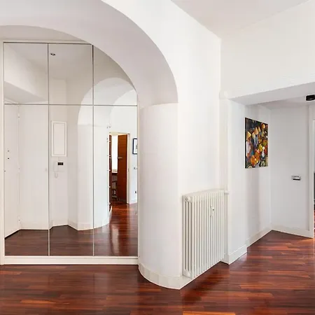 La Corte Di Merlino - Di Pregio Lejlighed *